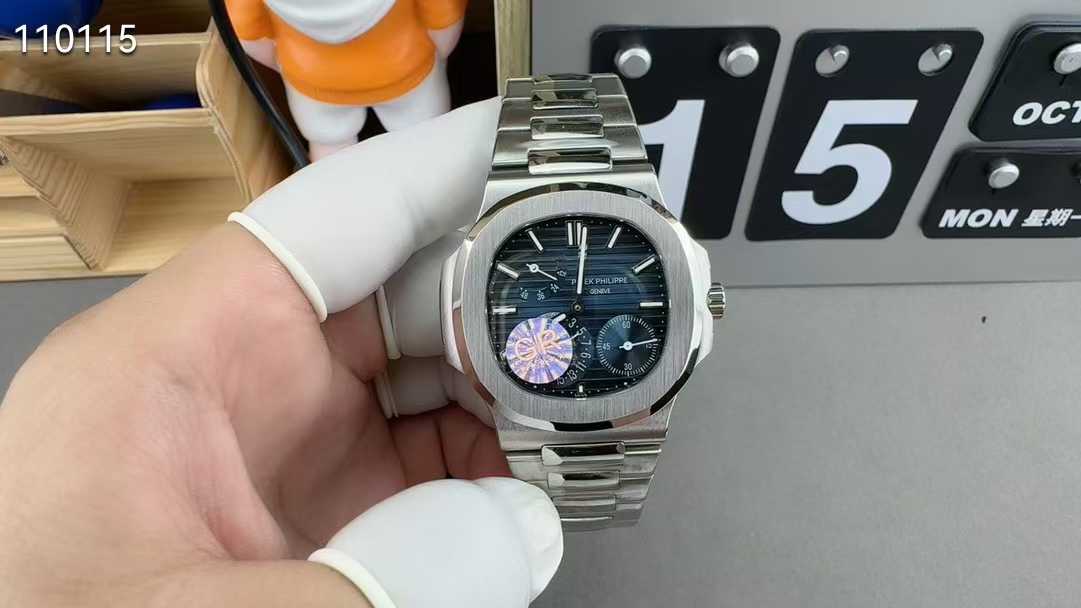 파텍필립 노틸러스 문페이즈 5712 1A 001 스틸 청판 시계 워치